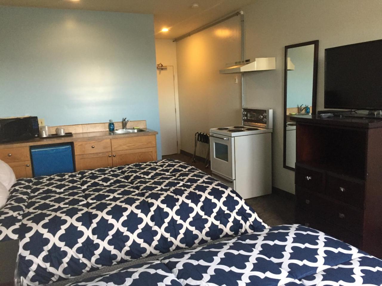 Econo Lodge Inn & Suites Innisfail ภายนอก รูปภาพ